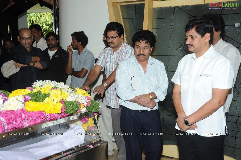 Tollywood Condolenses To EVV