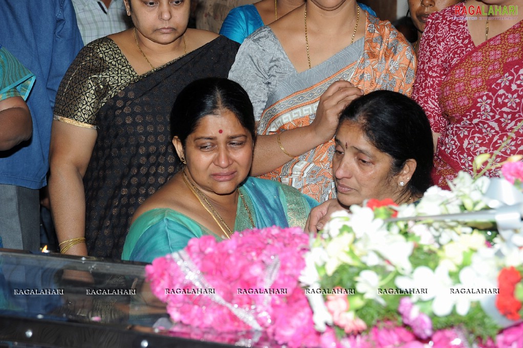 Tollywood Condolenses To EVV