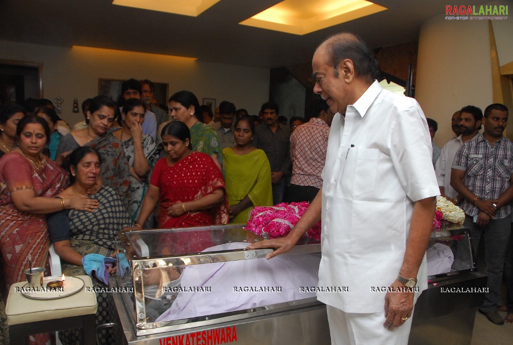 Tollywood Condolenses To EVV