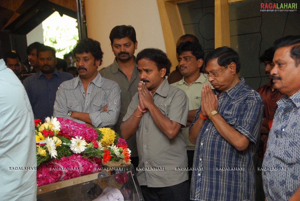 Tollywood Condolenses To EVV