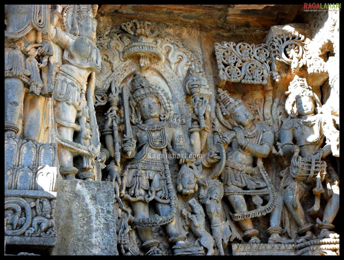 Belur & Halebidu Temples, Bangalore