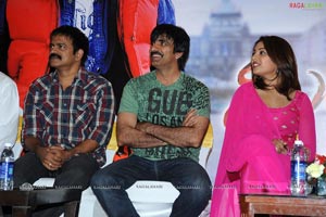 Mirapakai Success Meet