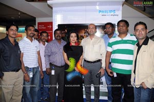 Philips 3D Led Full HD TV Launched by Asha Shaini at Reliance Digital