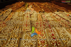 Jewellery used in Nagavalli Chandramukhi