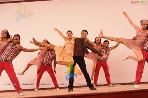 Akshay, Tashu Kaushik, Rithika