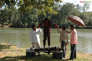 Aakash, Ayesha, Thriller Manju