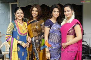 Nagavalli Movie High Resolution Pics