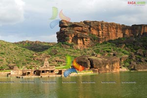 Temples in Nagavalli Movie