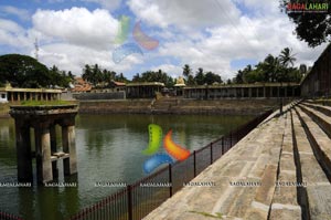 Temples in Nagavalli Movie