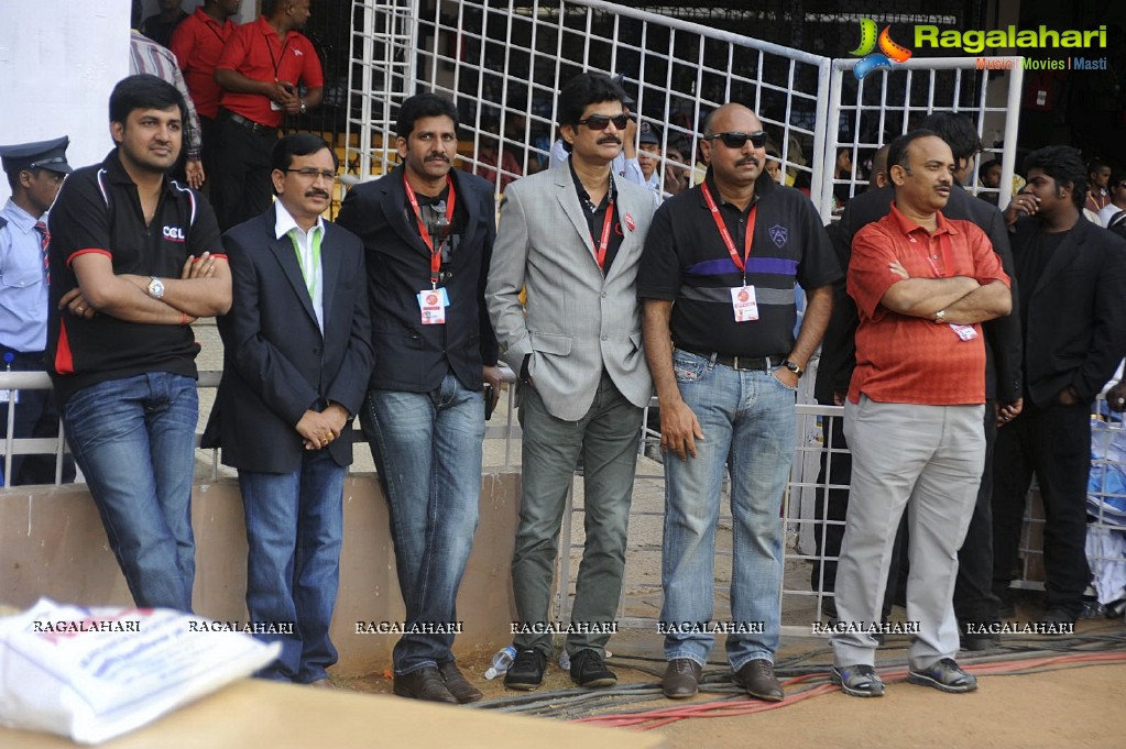 CCL 2012: Tollywood Warriors VS Kerala Strikers