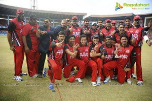 Telugu Warriors - Kerala Strikers Match