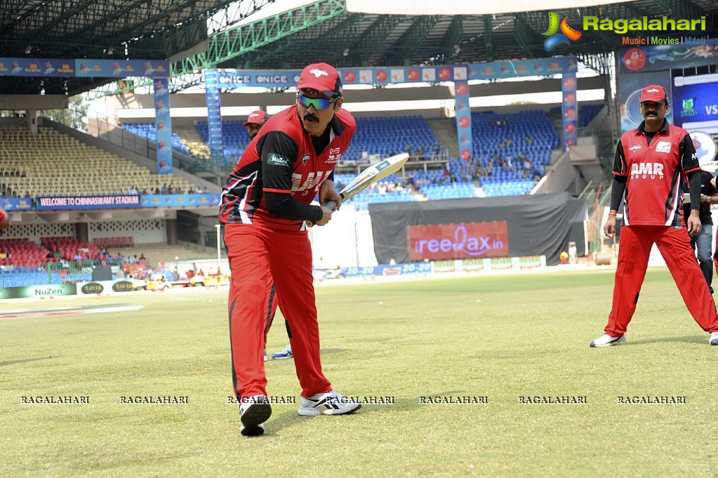 CCL 2012: Tollywood Warriors VS Kerala Strikers