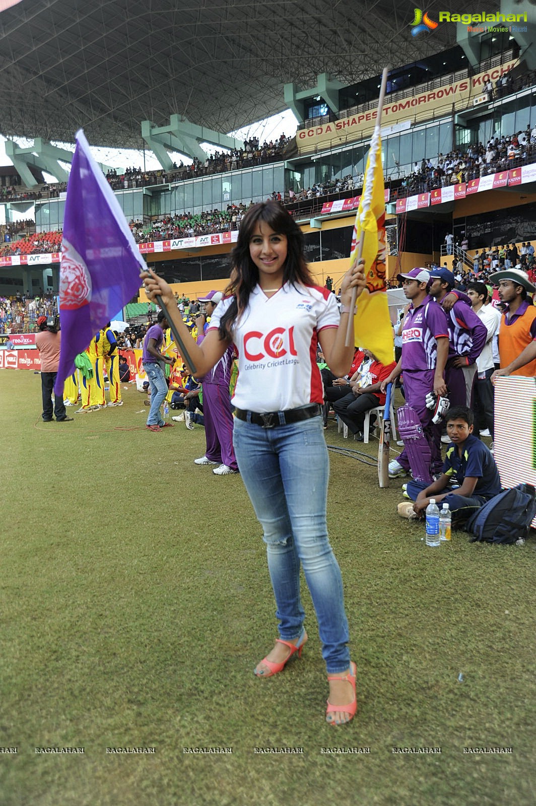 CCL 2102: Bengal Tigers VS Chennai Rhinos