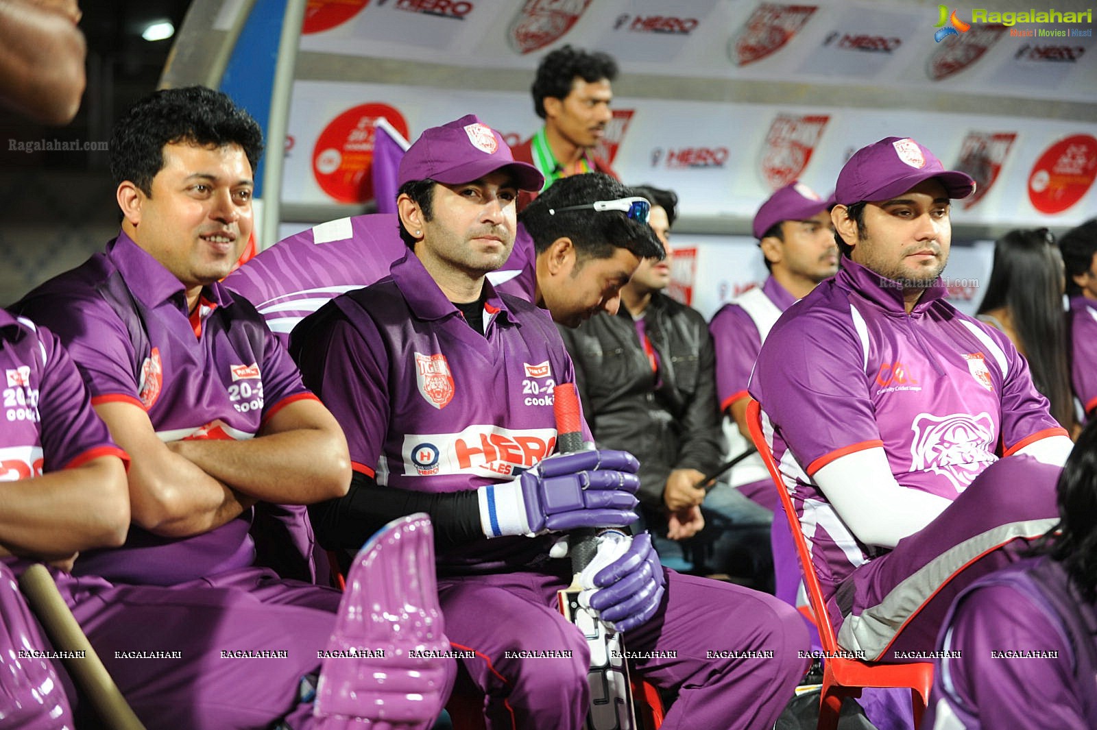 CCL 2 Bengal Tigers Vs Karnataka Bulldozers Match