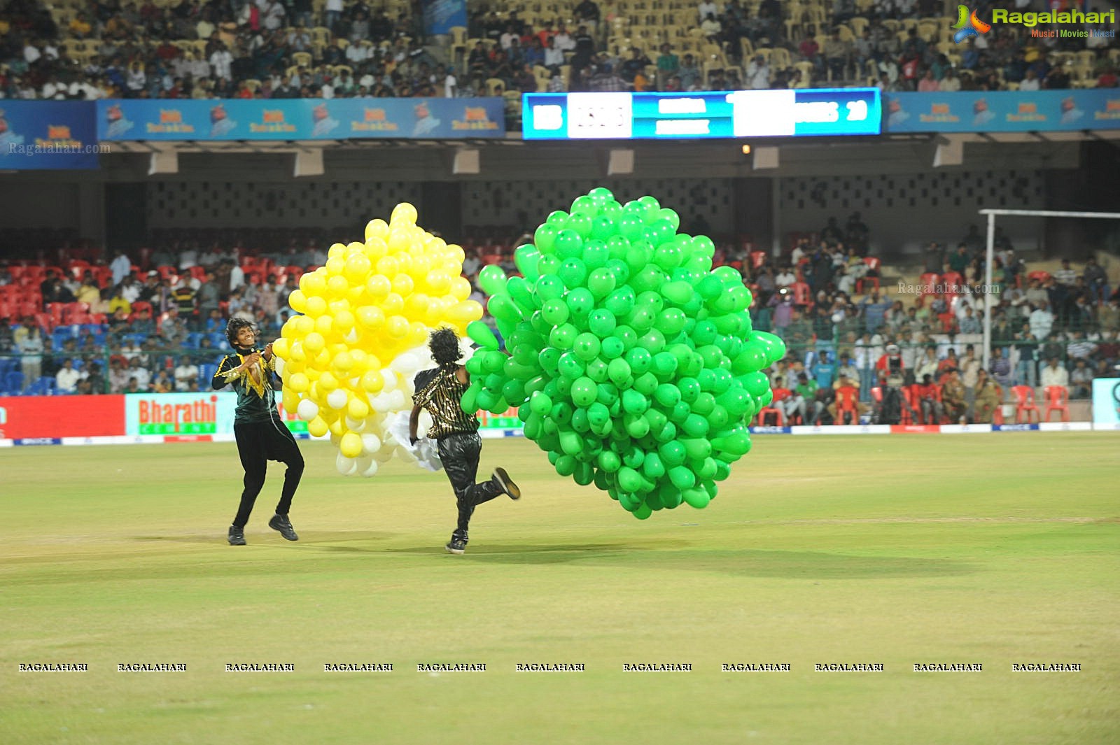 CCL 2 Bengal Tigers Vs Karnataka Bulldozers Match