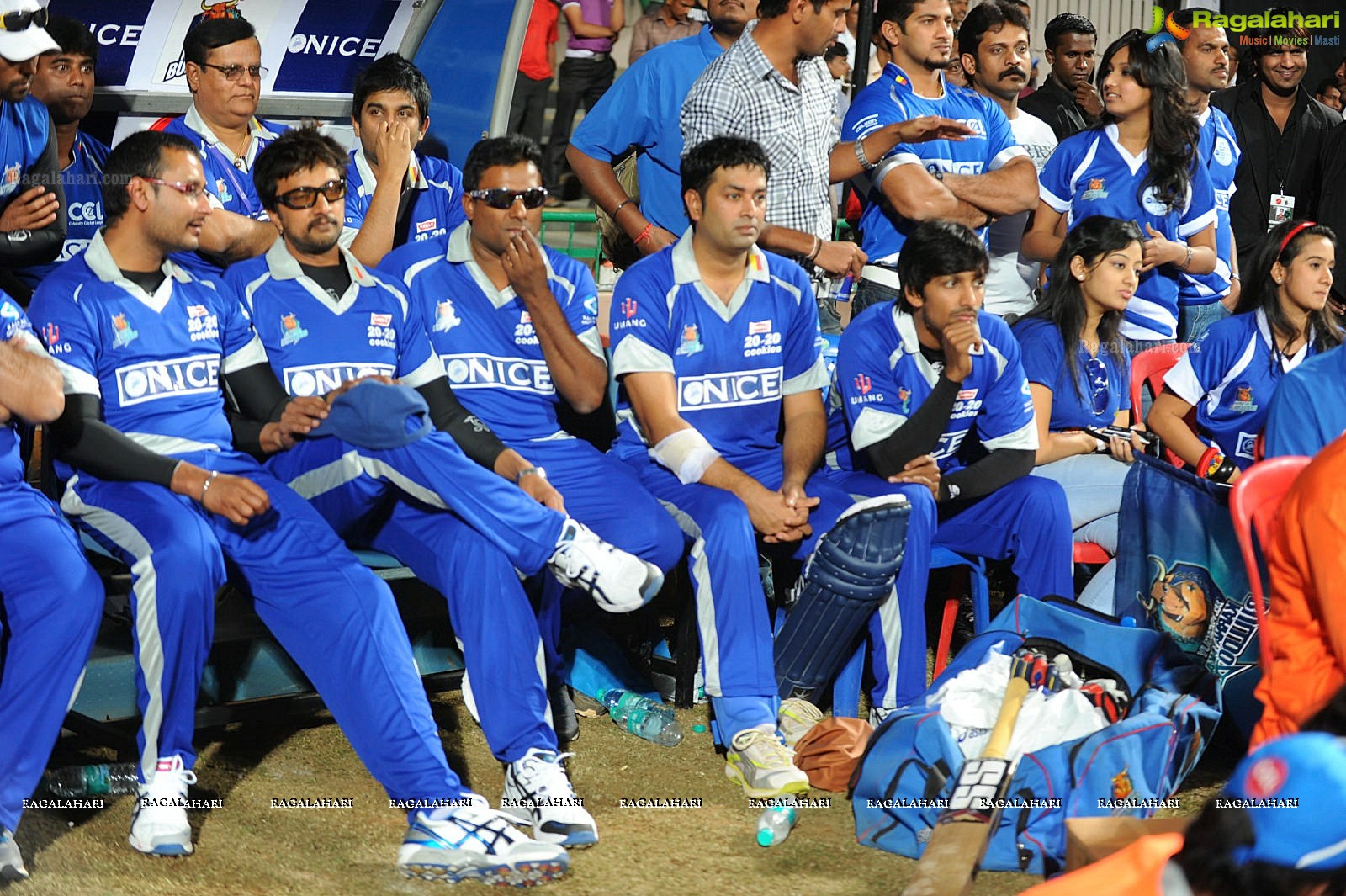 CCL 2 Bengal Tigers Vs Karnataka Bulldozers Match