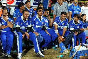 Bengal Tigers-Karnataka Bulldozers Match