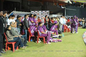 Bengal Tigers-Karnataka Bulldozers Match