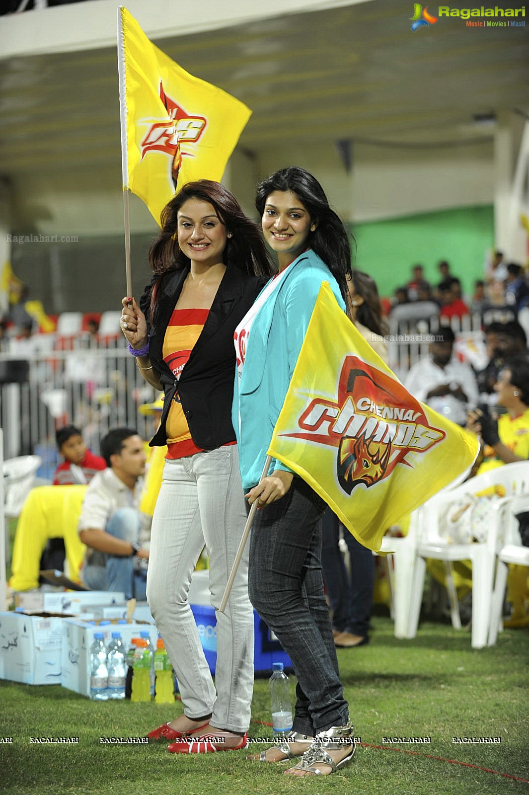 CCL 2 Chennai Rhinos Vs Mumbai Heroes Match - Day 1, Set 1
