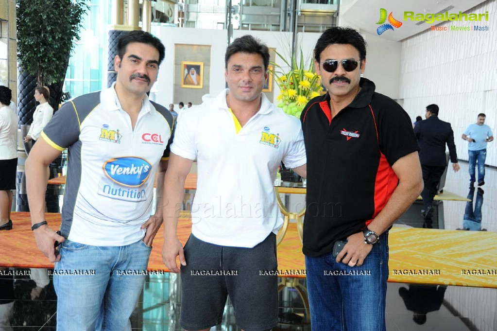 CCL 2 Telugu Warriors Vs Mumbai Heroes Match (Day 1)