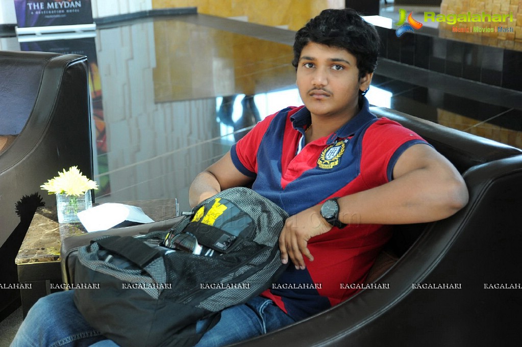 CCL 2 Telugu Warriors Vs Mumbai Heroes Match (Day 1)