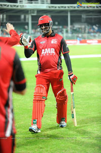 CCL2 @ Sharjah Telugu Warriors vs Mumbai Heroes