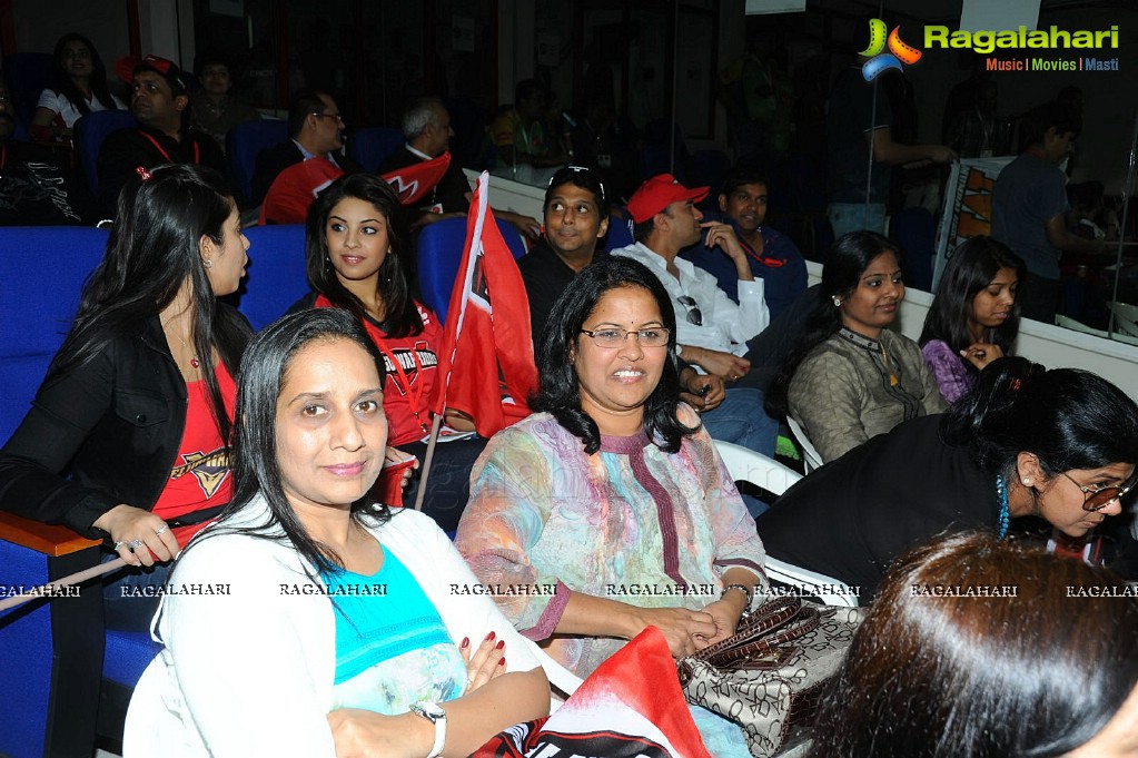 CCL 2 Telugu Warriors Vs Mumbai Heroes Match - Day 1, Set 2