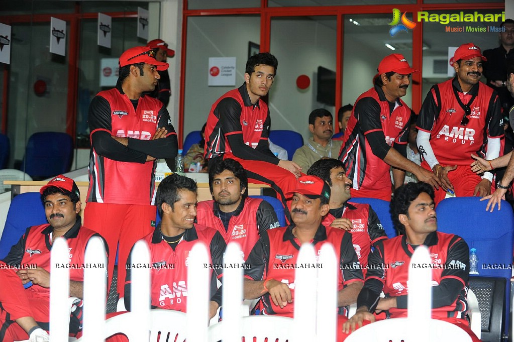 CCL 2 Telugu Warriors Vs Mumbai Heroes Match - Day 1, Set 2