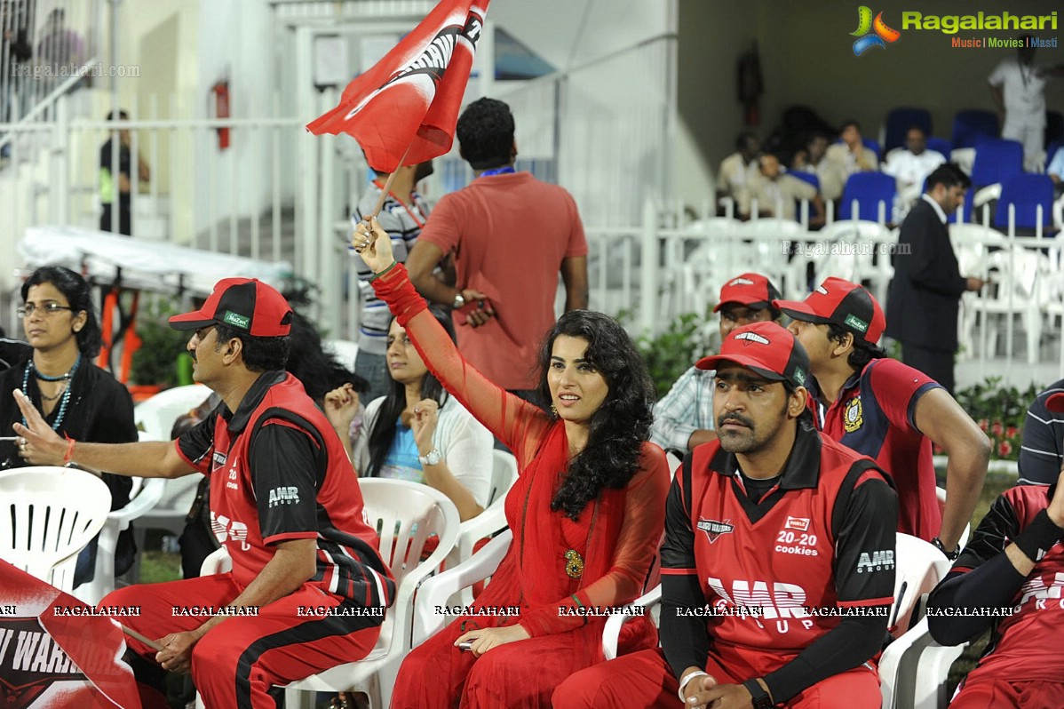 CCL 2 Telugu Warriors Vs Mumbai Heroes Match - Day 1, Set 3