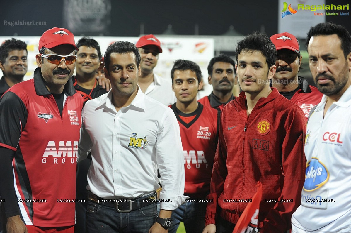 CCL 2 Telugu Warriors Vs Mumbai Heroes Match - Day 1, Set 3