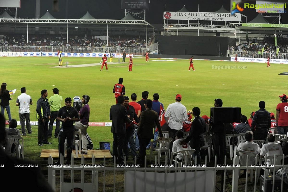 CCL 2 Telugu Warriors Vs Mumbai Heroes Match - Day 1, Set 3