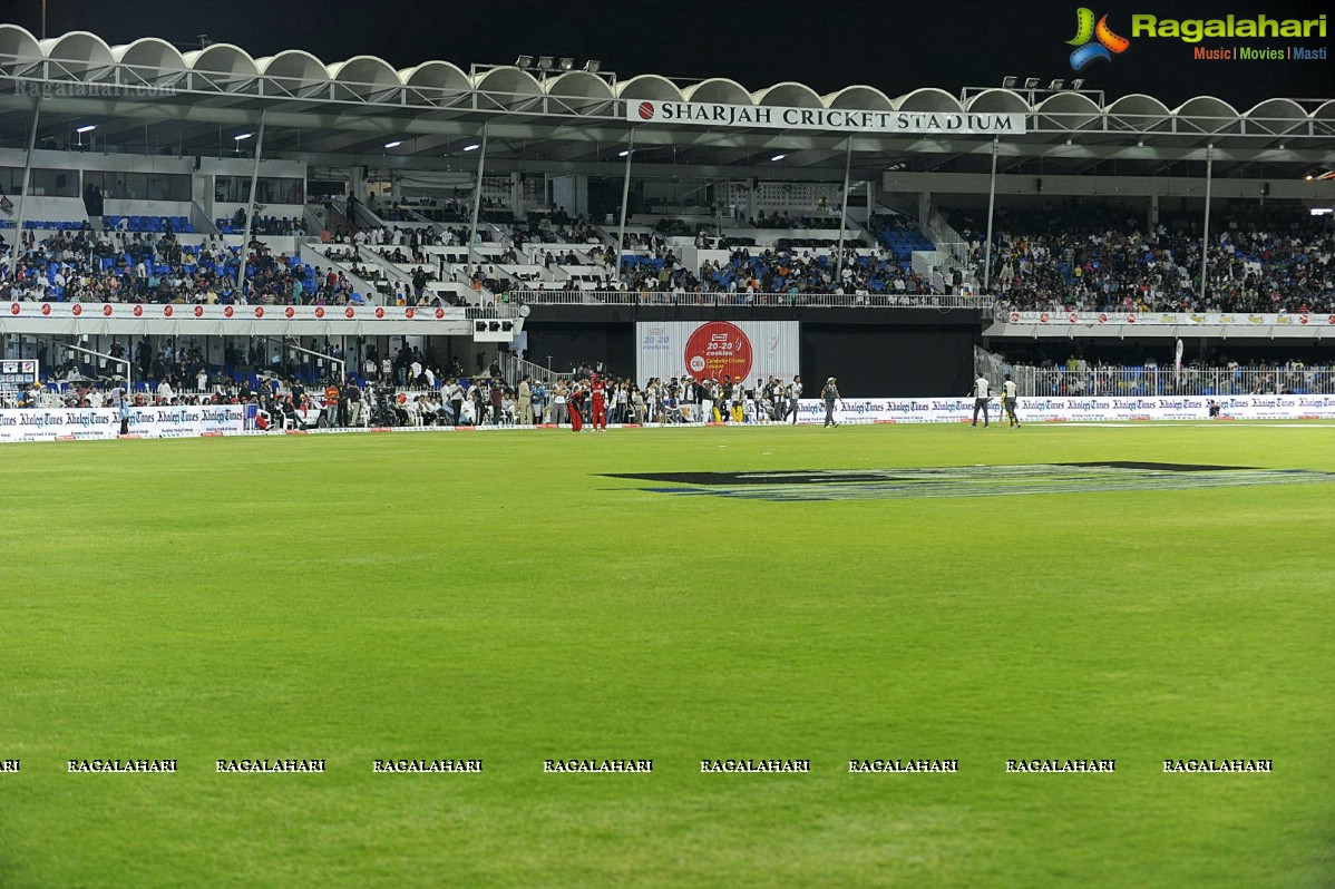 CCL 2 Telugu Warriors Vs Mumbai Heroes Match - Day 1, Set 3