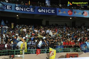 Chennai Rhinos - Karnataka Bulldozers Cricket Match