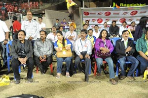 Chennai Rhinos - Karnataka Bulldozers Cricket Match