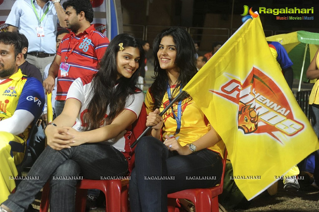 CCL 2012: Chennai Rhinos VS Karnataka Bulldozers