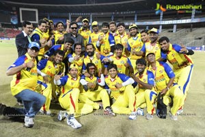 Chennai Rhinos - Karnataka Bulldozers Cricket Match