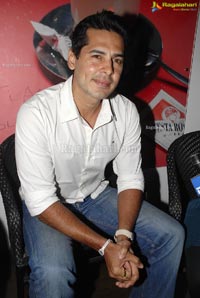 Dino Morea launches Testa Rossa in Hyderabad