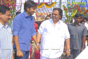 Gopichand - Bhoopati Pandyan Film Muhurat