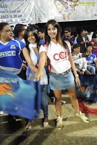 Karnataka Bulldozers - Mumbai Indians Cricket Match