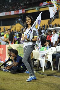 Kerala Strikers Vs Mumbai Heroes