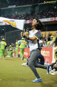 Kerala Strikers Vs Mumbai Heroes