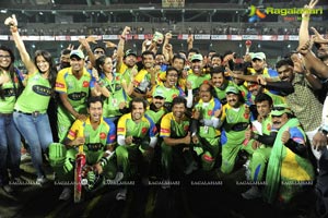 Kerala Strikers Vs Mumbai Heroes