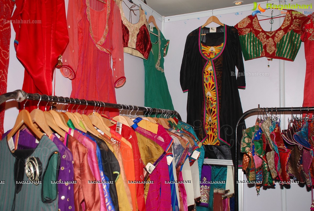 Khwaish Jan. 2012 Exhibition & Sale