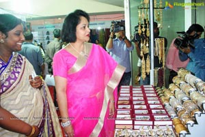 Rajani Launches Bridal Exhibition at Satya Sai Nigamagamam