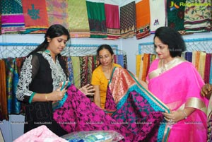 Rajani Launches Bridal Exhibition at Satya Sai Nigamagamam