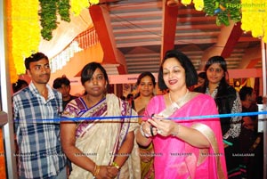 Rajani Launches Bridal Exhibition at Satya Sai Nigamagamam