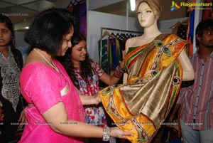 Rajani Launches Bridal Exhibition at Satya Sai Nigamagamam