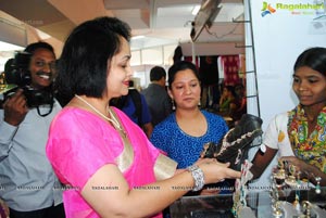 Rajani Launches Bridal Exhibition at Satya Sai Nigamagamam