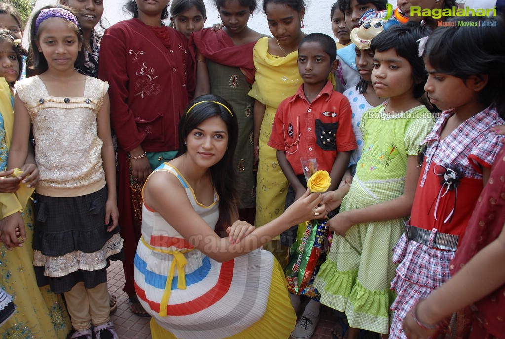 Spreading Smiles - An Initiative of Marg Foundation