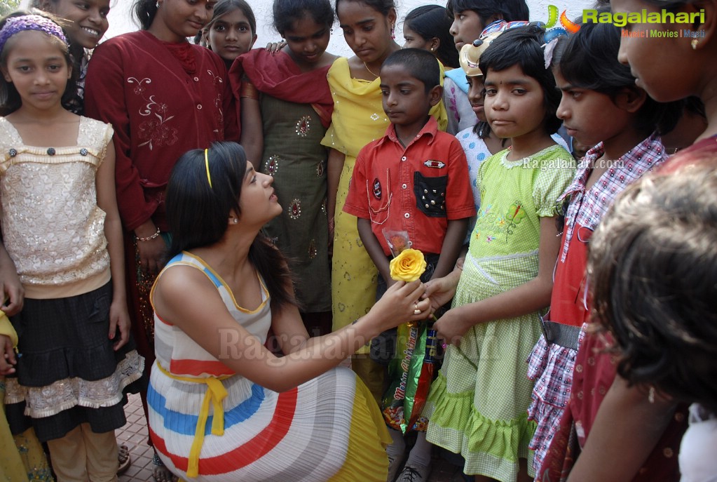 Spreading Smiles - An Initiative of Marg Foundation